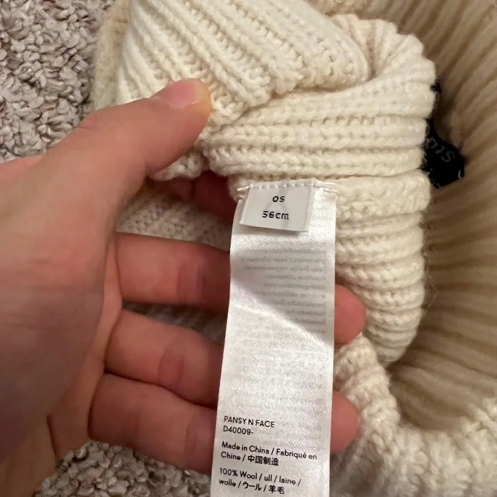 Acne studios Pansy Face white beanie hat knitted logo wool designer Swedish - Picture 5 of 7